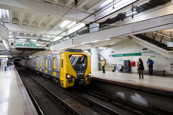 CINCO ESTACIONES DE SUBTE FUERON RENOVADAS PARA MEJORAR LA EXPERIENCIA DE LOS USUARIOS